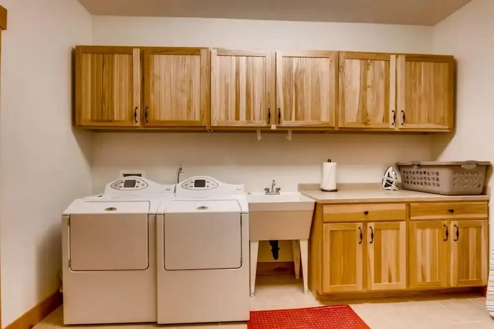 Nangle Woods  4 Bedroom Townhouse by RedAwning