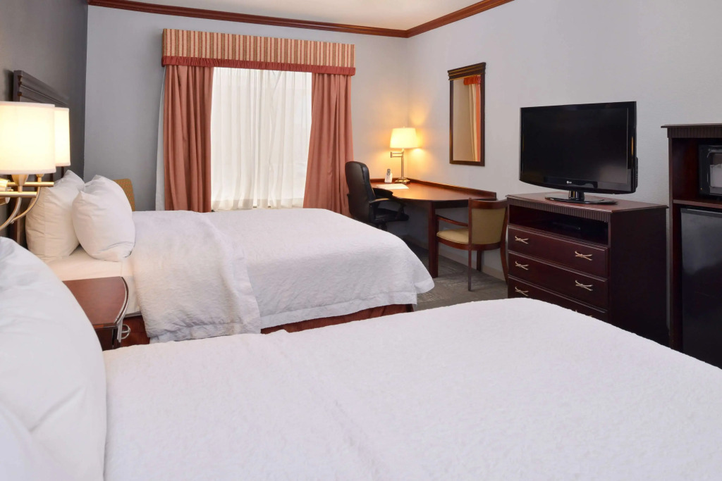 Hampton Inn & Suites Greenville