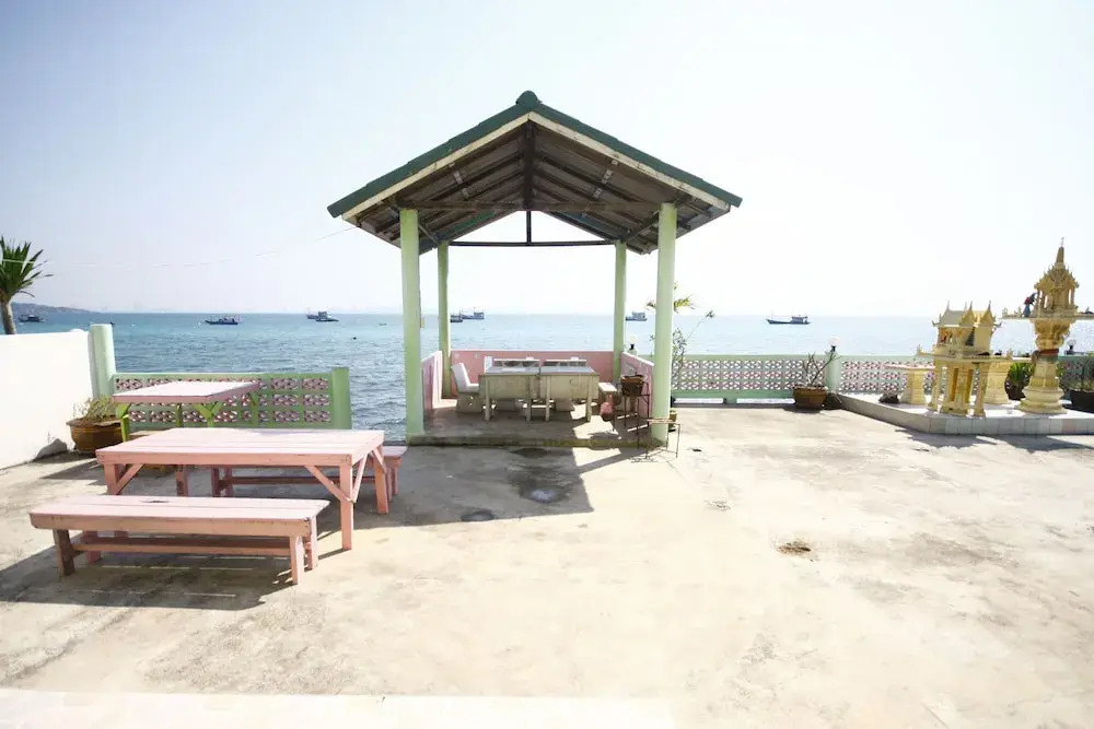 Baan Sarai Talay