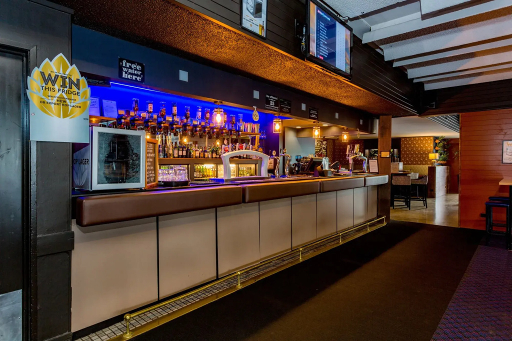 The Redwood Hotel