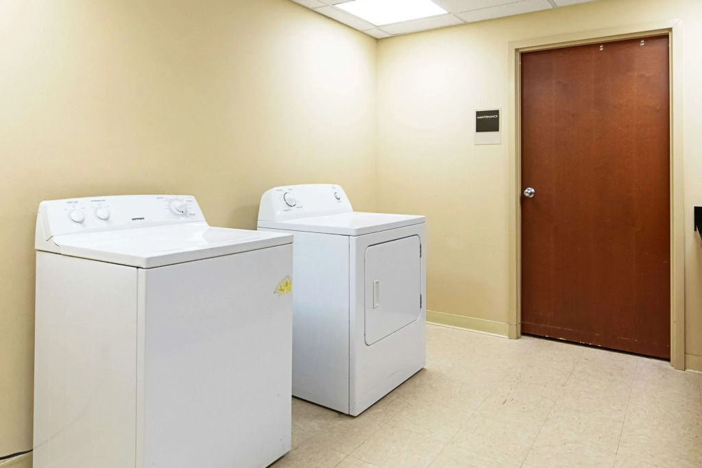 Sleep Inn & Suites Dyersburg I-155