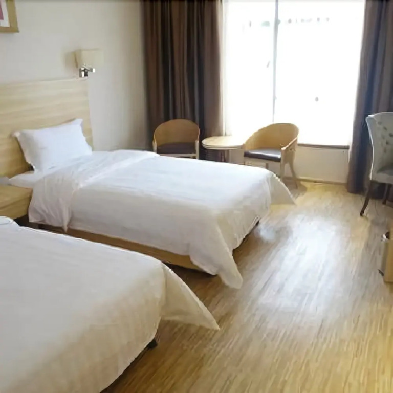 New Coast Hotel
