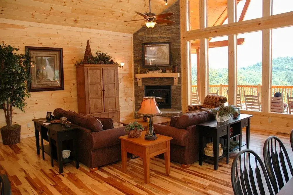 Brookstone Lodge - 6 Br Cabin