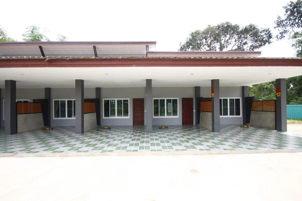 Na Kabin Resort
