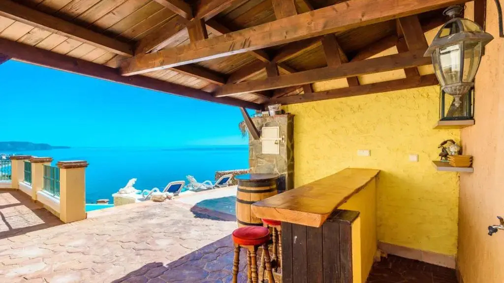 Casa Ventanas al Mediterraneo Nerja by Ruralidays