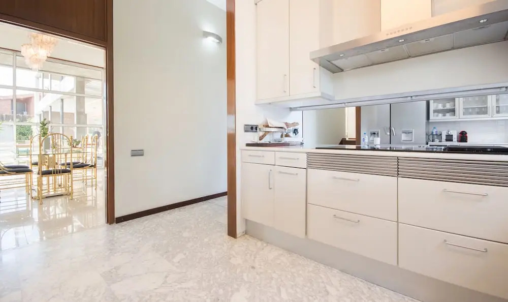 Luxury Beachfront Villa in Tarragona TH 63