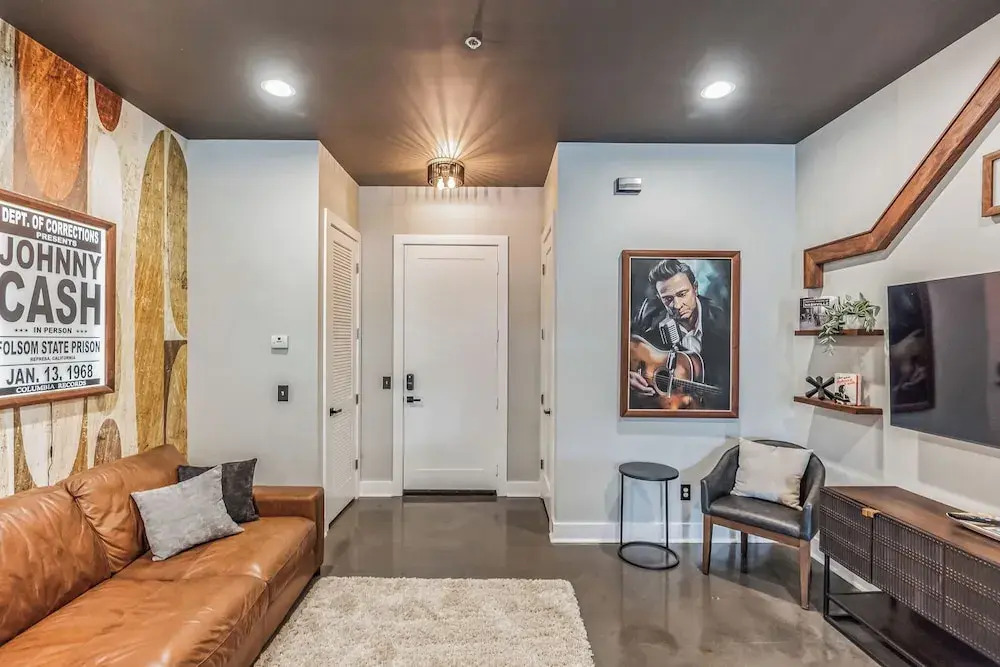 Music City's West End Retreat