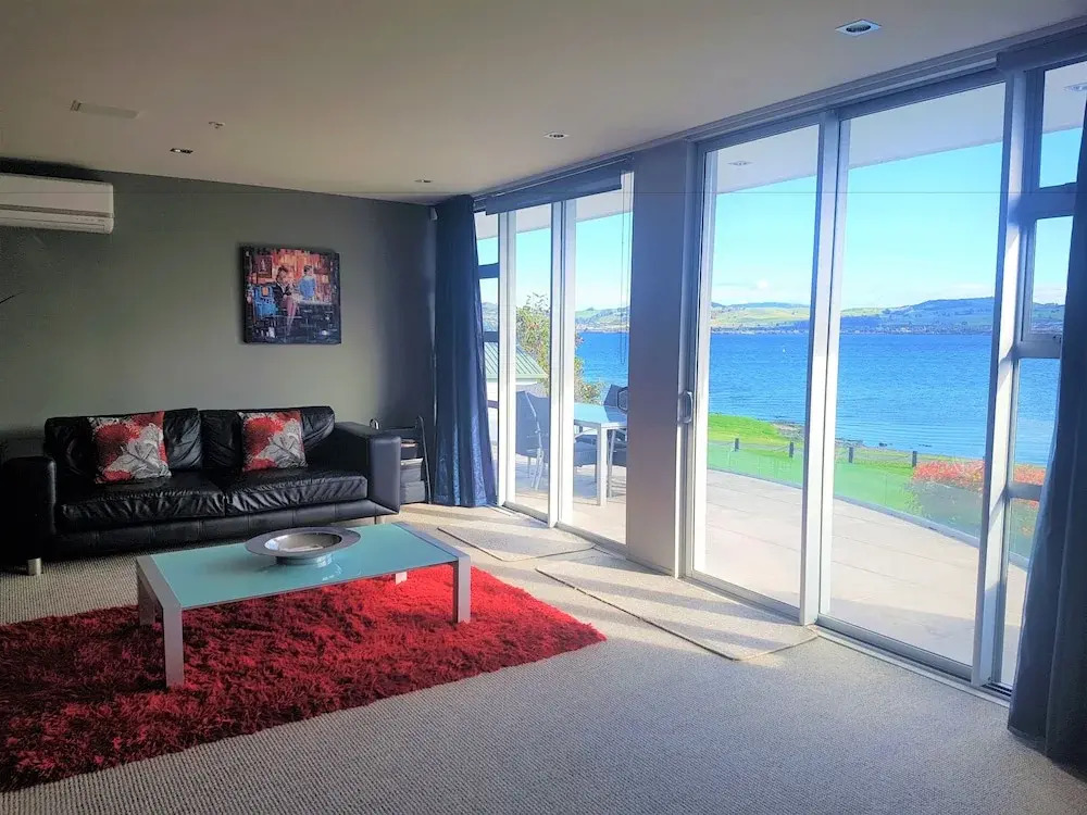 Waimahana Apartment 3