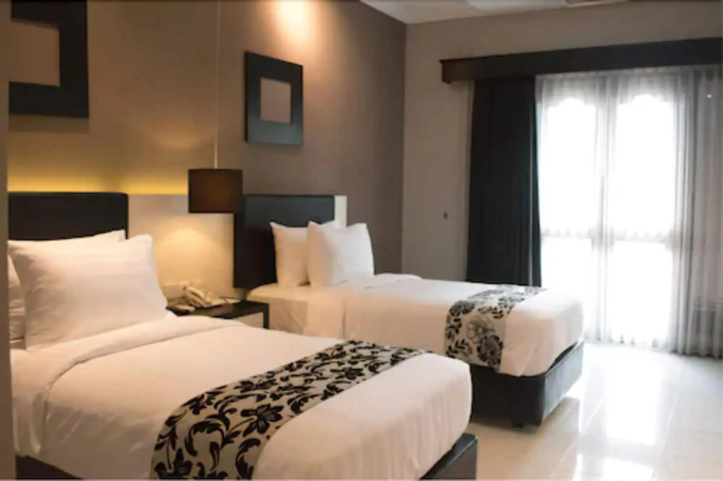 Luminor Hotel Jember By WH
