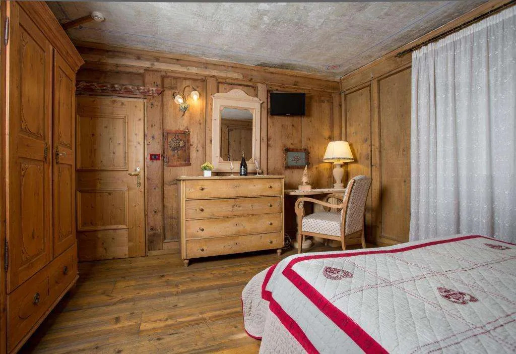Historic Hotel Ristorante La Stua