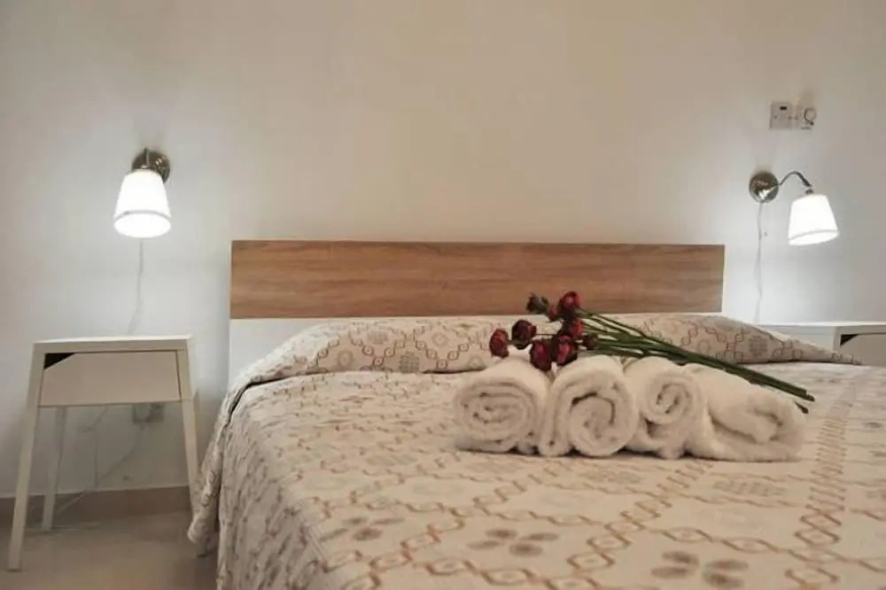Royal Sunset Studios & Apartments