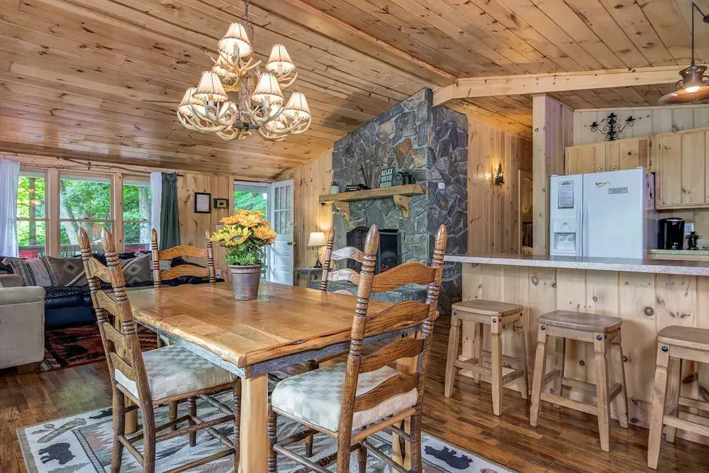 Treehouse Falls - 2 Br Home