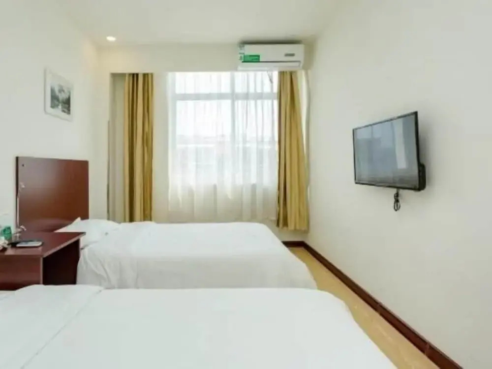 GreenTree Alliance Jinan Licheng Town Yaohua Road Yaoqiang Airport Hotel
