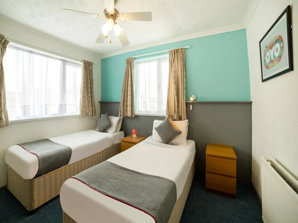 Marina Hotel - Isle of Wight