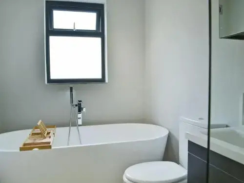 Tenement Farm Lodge