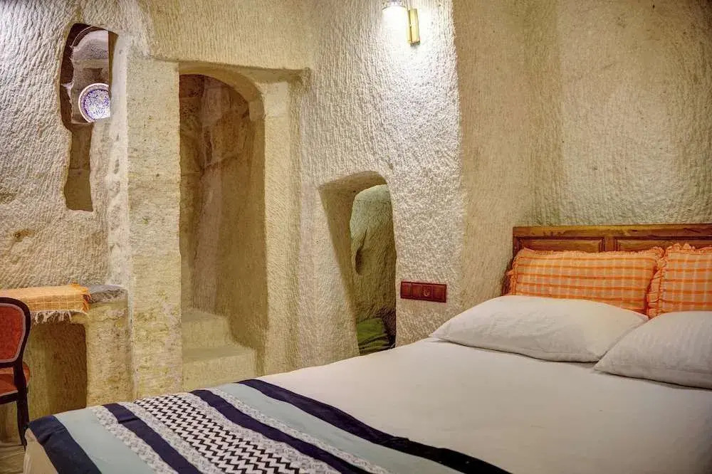 Gibos Cave Hotel