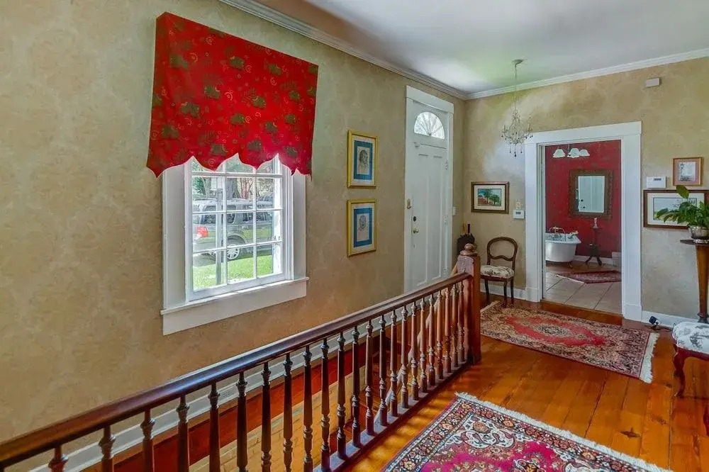 Steele Cottage