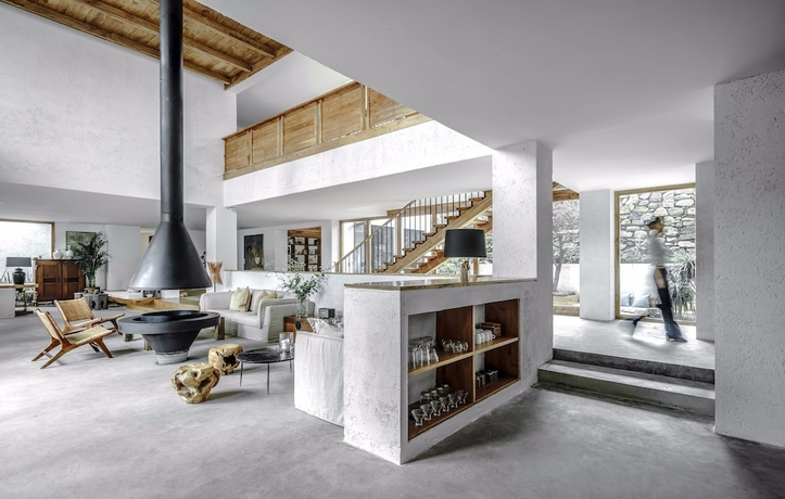 Sunyata Pure House