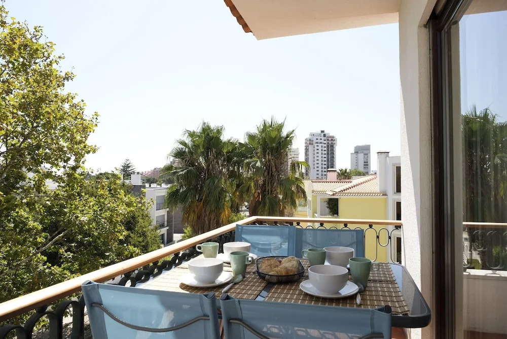 Find peace in Cascais center