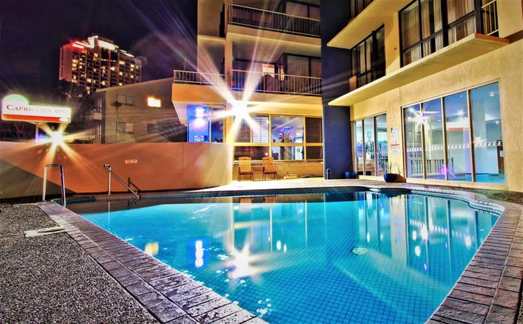 Capricorn One Beachside Holiday Apartments - Official
