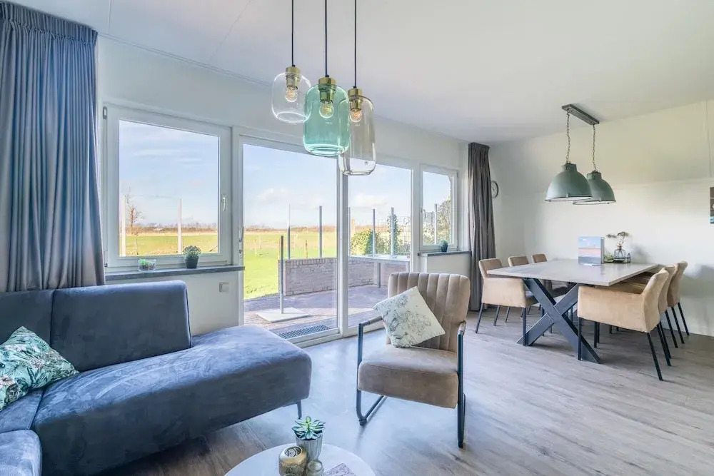 Tastefully and Modernly Furnished Holiday Home for 6 Persons