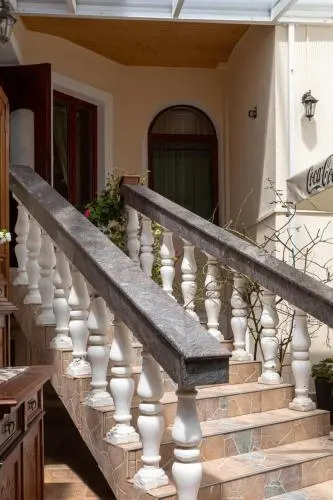 Illés Hotel