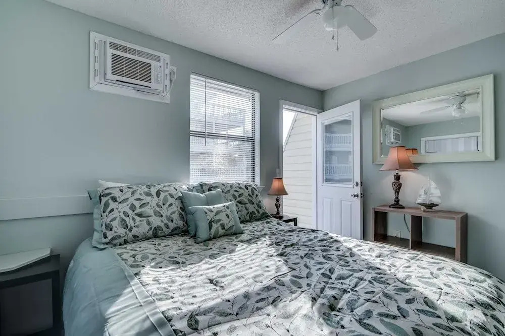 Moonraker #3 - 1 Br Condo