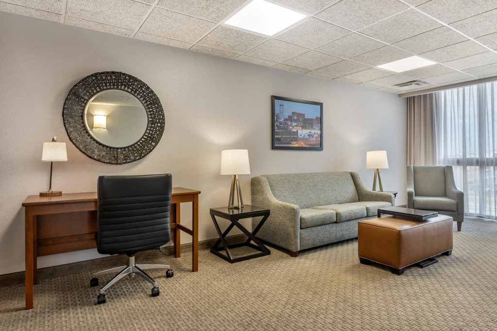 Drury Inn & Suites Springfield MO