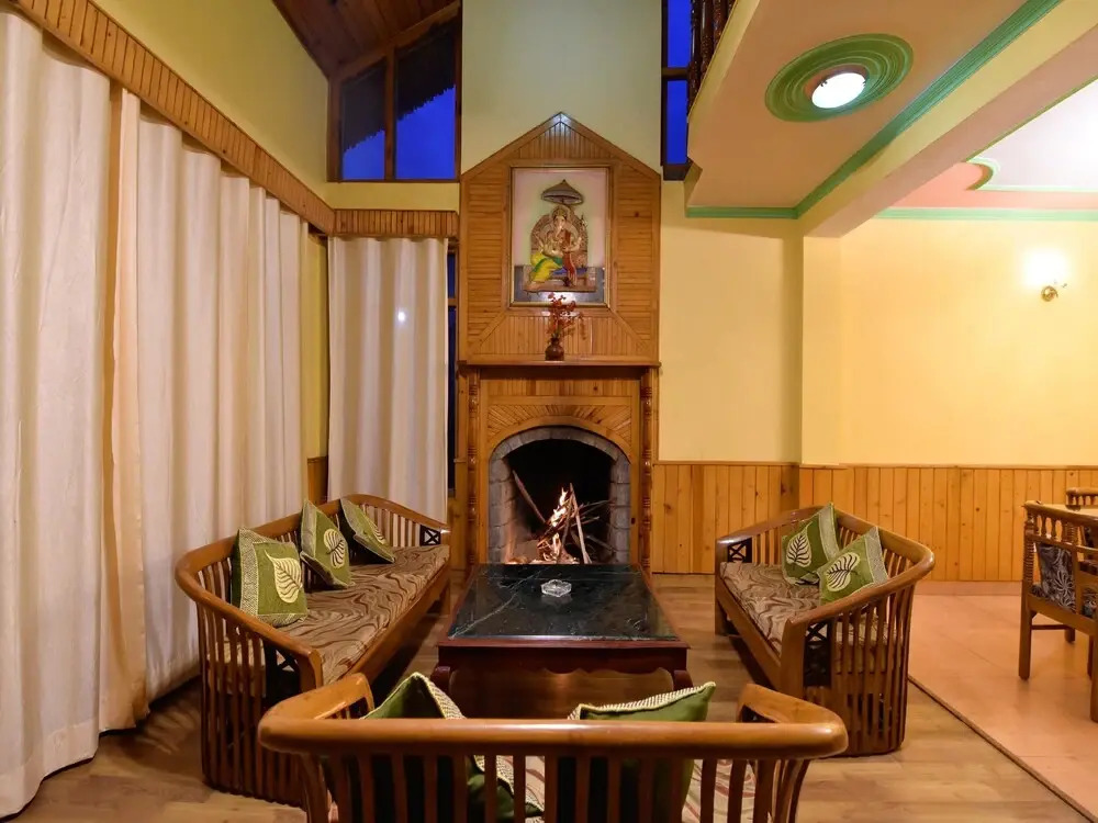 Anjum Homestay and Cafe by OYO Rooms