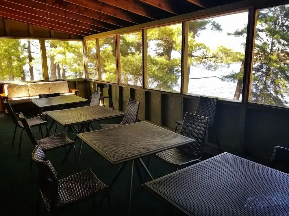 Pinedale Inn