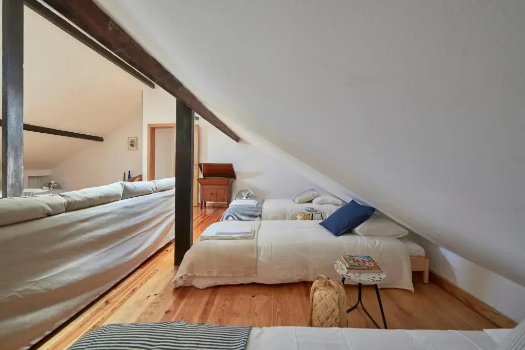 Renovated and Spacious Duplex Apartment With Patio, By TimeCooler