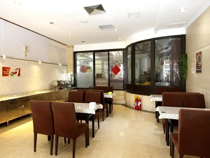 GreenTree Inn Rizhao West Station Suning Plaza