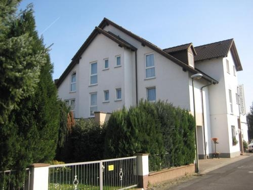 Hotel-Dörfler Garni