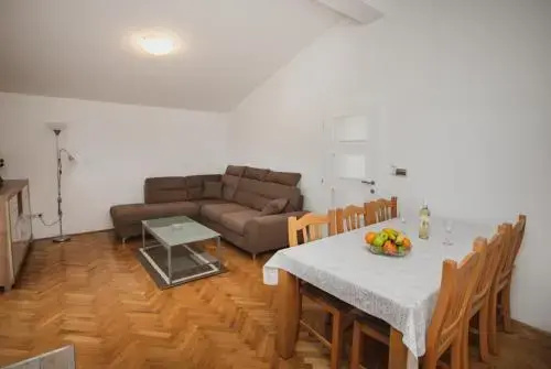 Apartments Jurisic
