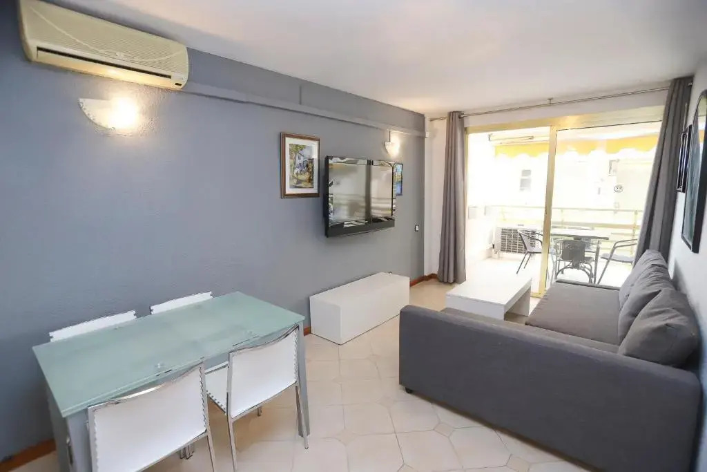 DIFERENTFLATS Novelty