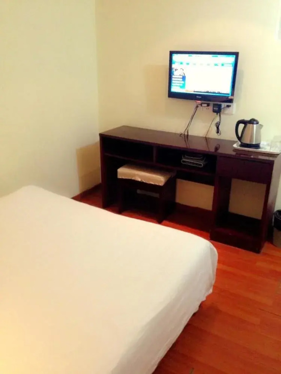Longwan Hotel Nanjing South Railway Station