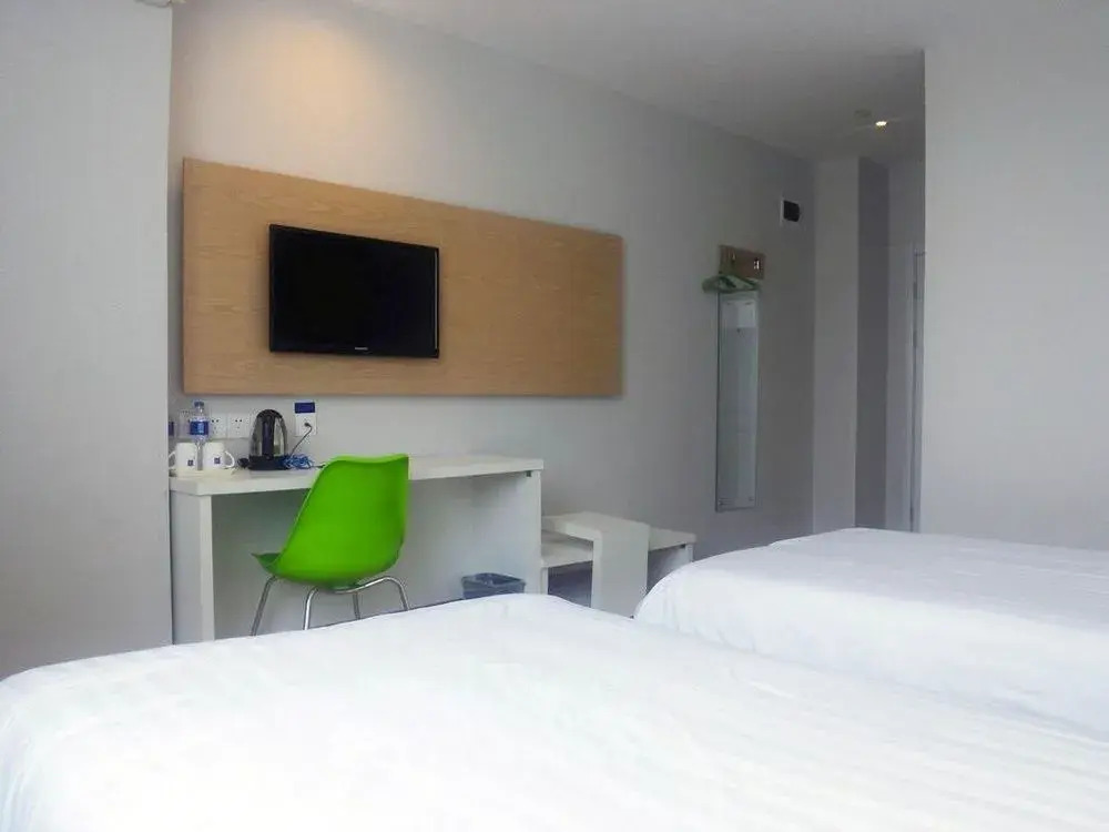 Motel 168