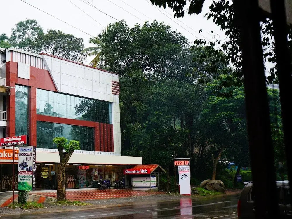 OYO 16617 Rayan Residency