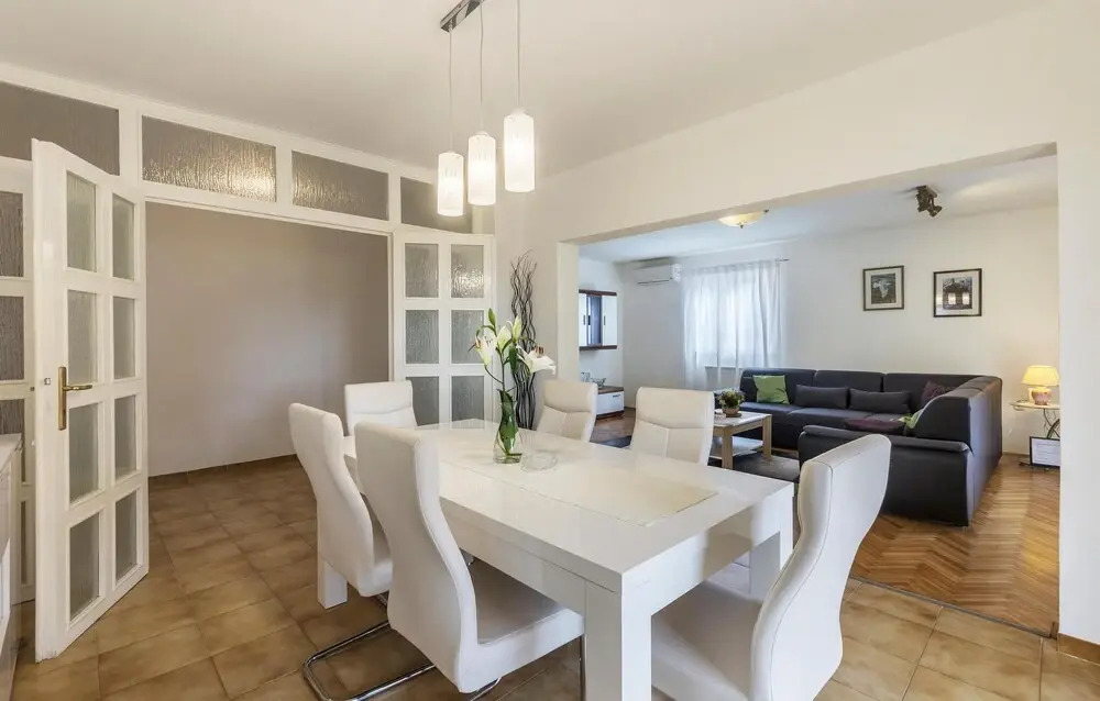 Amazing Home In Labin