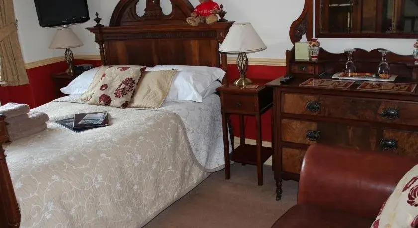 Ivy Bank Guest House - Room Only