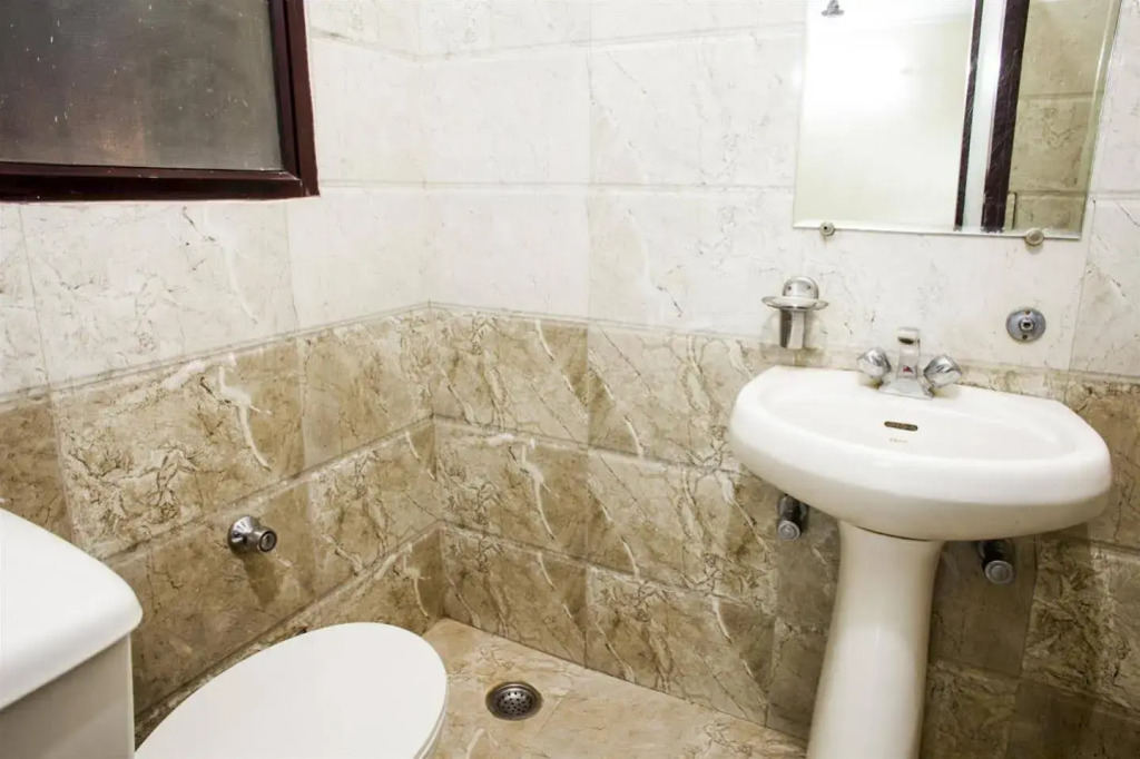 HOTEL G!S Paradise Amritsar - Provided Fully Air Conditioned & Well Decorated Rooms - Free Parking And Free Wi-fi Facility - A Premium Hotel In Amritsar