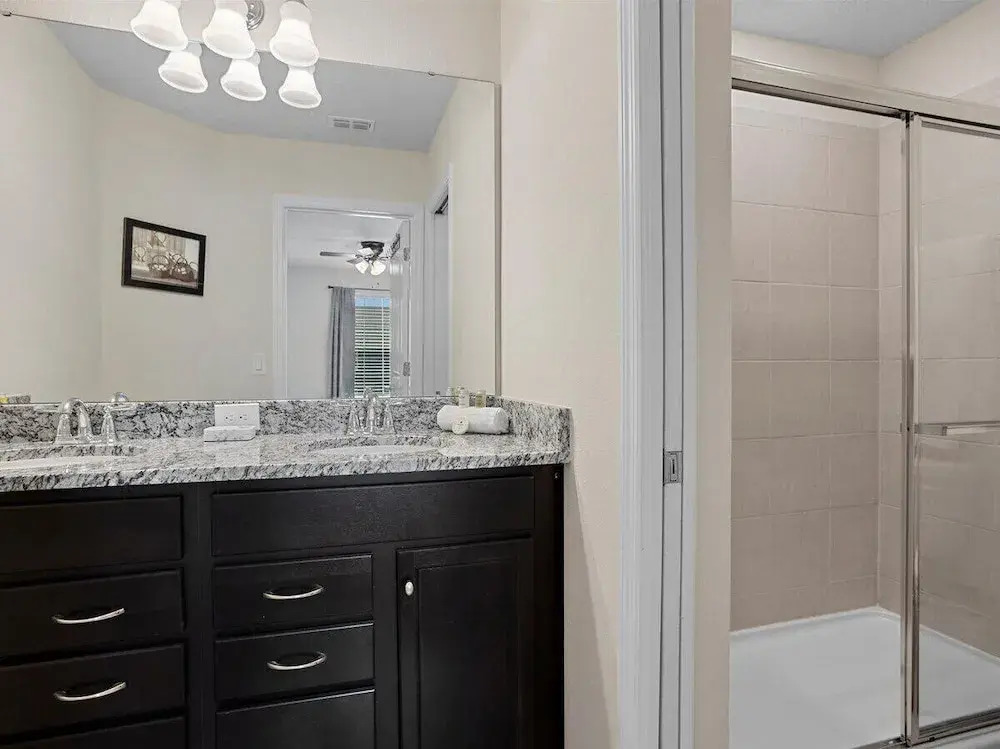 3835la · Brand New 7BR in Windsor Island