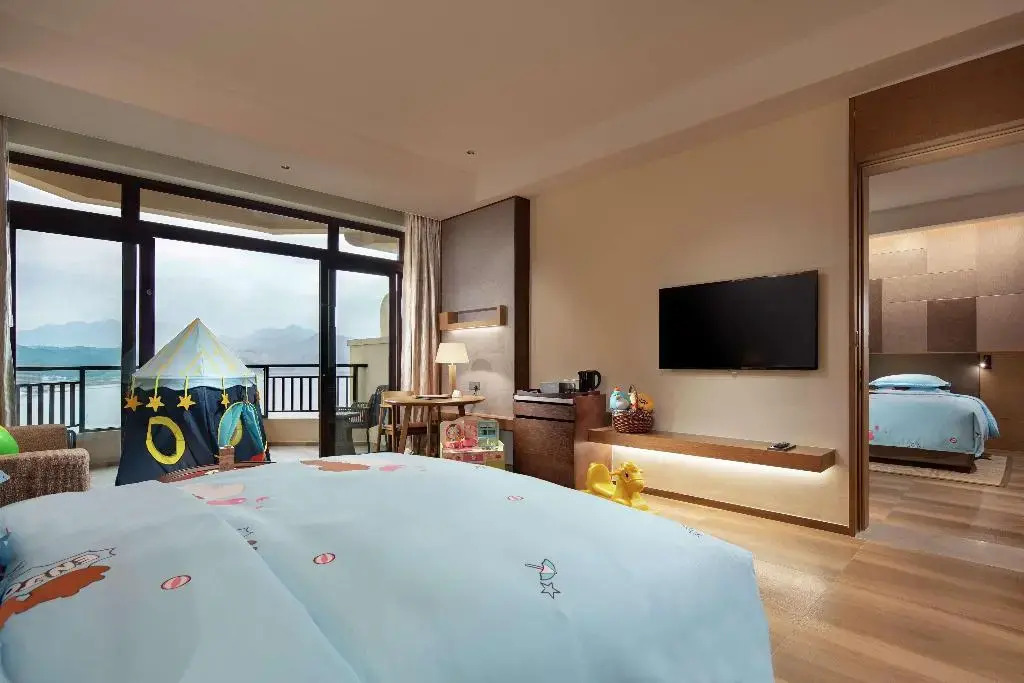 DoubleTree by Hilton Huidong Resort