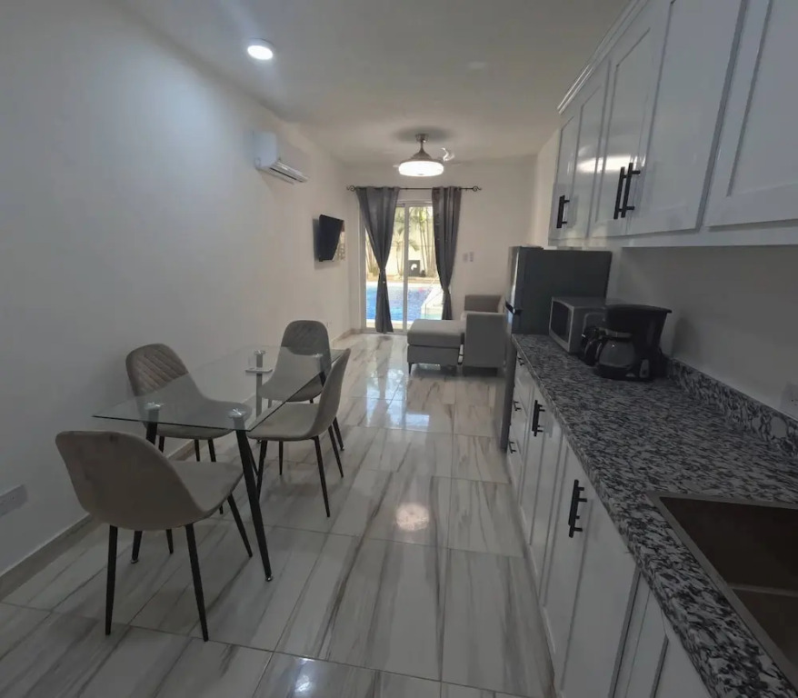 Condo Face à la Piscine, Plein Coeur de Sosua 106