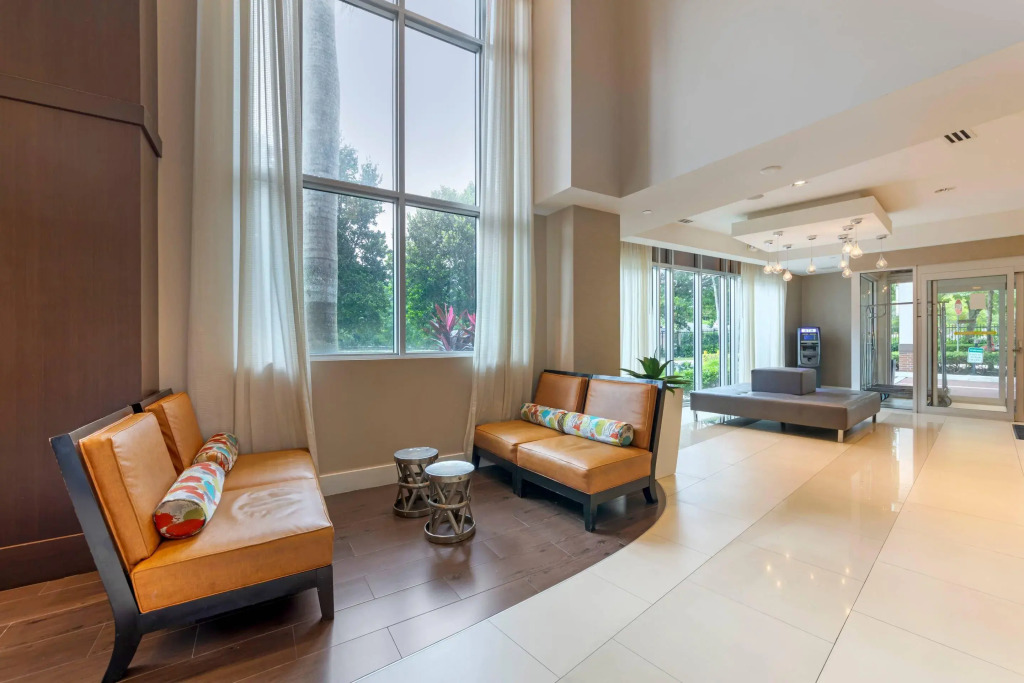 Comfort Suites Miami Airport North