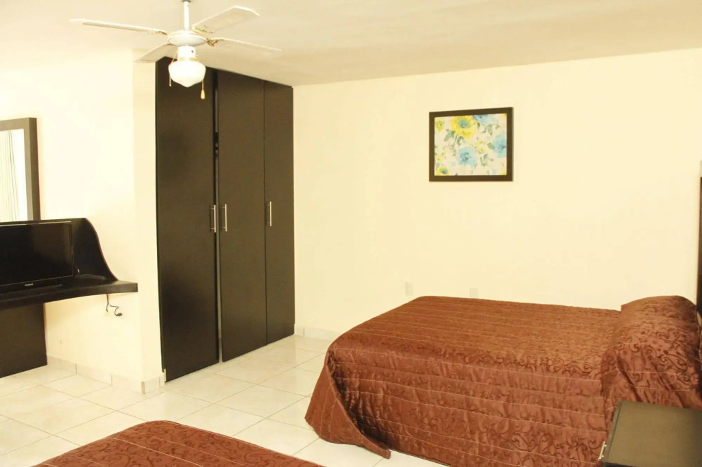 Hotel del Alba Inn & Suites