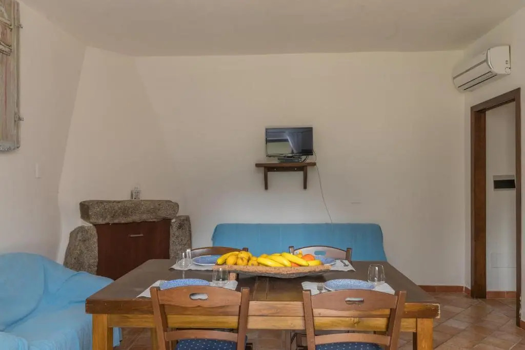 Le Dimore Di Cugnana With Shared Pool