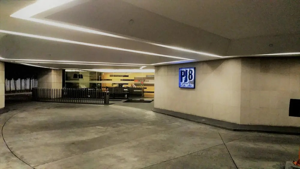 PJ8 Service Suites by Airhost