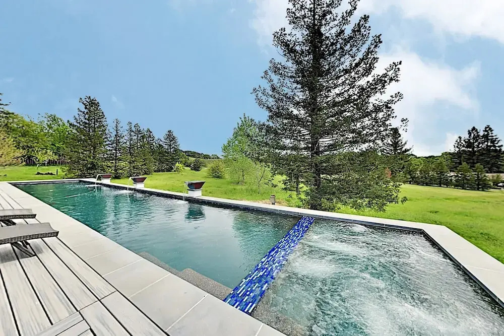 Bella Terra: Chef's Kitchen, Waterfall Pool & Spa home