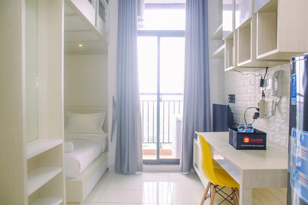 Simply And Cozy Living Studio With Single Bed At Dave Apartment